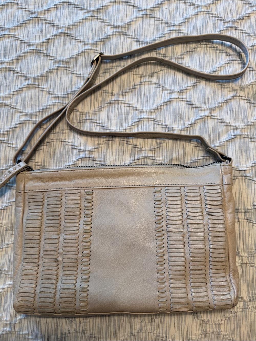 Women's Light Gray Woven-Accent Leather Bag